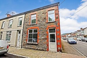 Lawn Terrace, Treforest